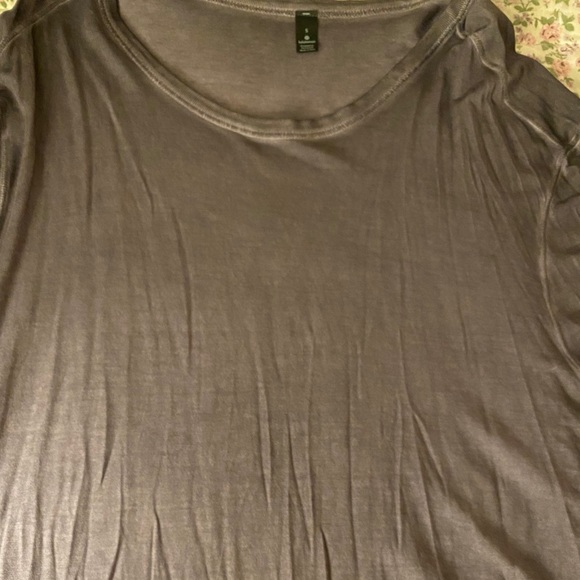 Lululemon Long Sleeve - Picture 1 of 3